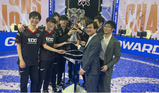 榜上占据了 榜上占据了