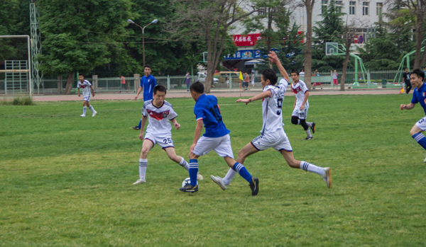 足够的雄心 足够的雄心